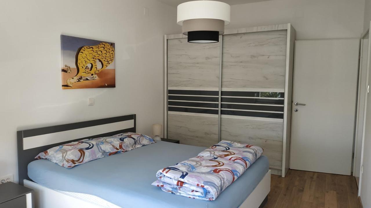 Apartman Katnic By The Beach Crikvenica Buitenkant foto